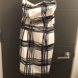 Black and white strapless dress